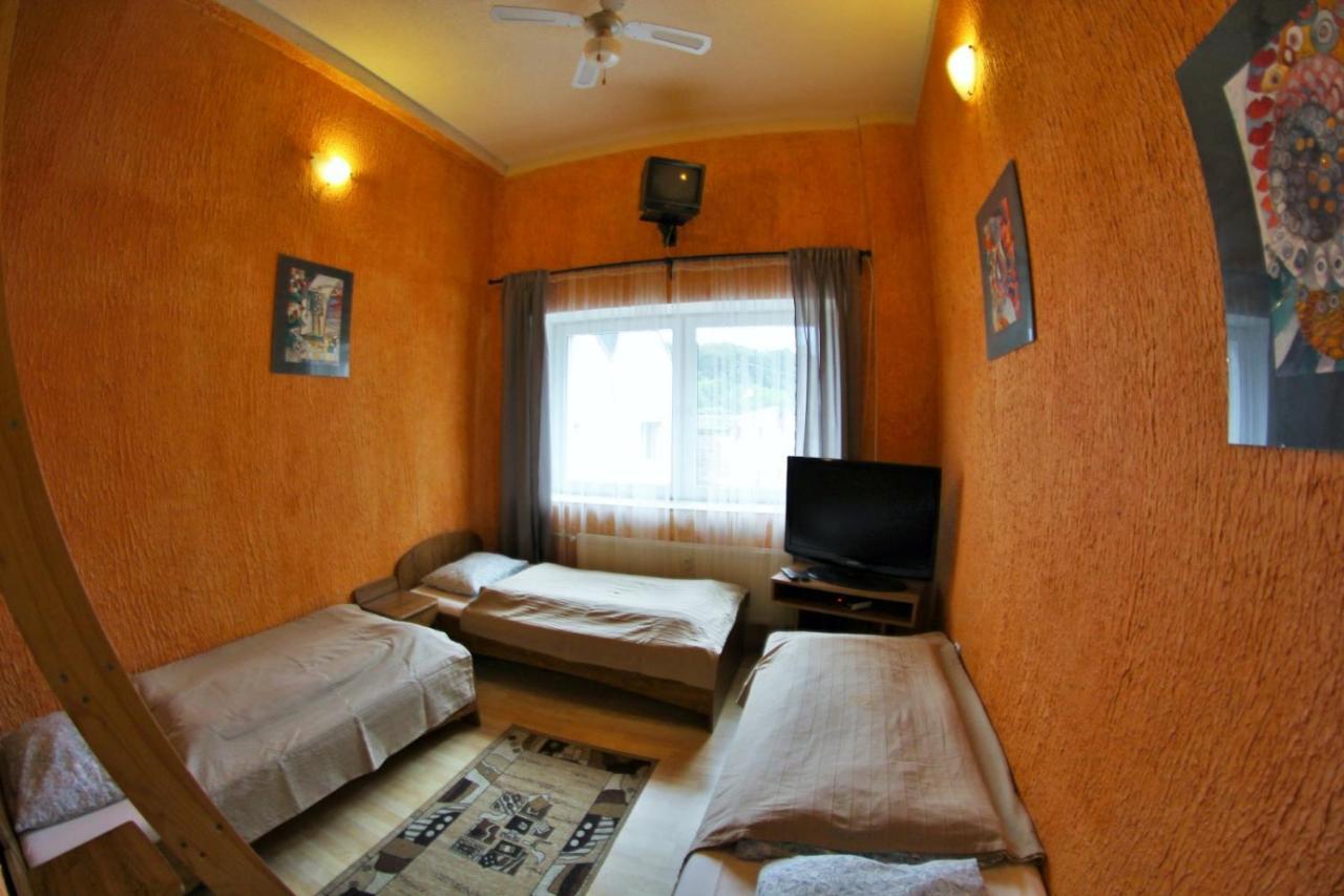 Gosciniec Glucholazy Zdroj Exterior foto